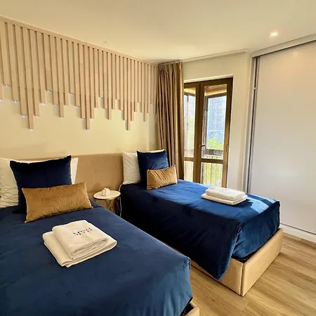 Ocean Horizon Apartment